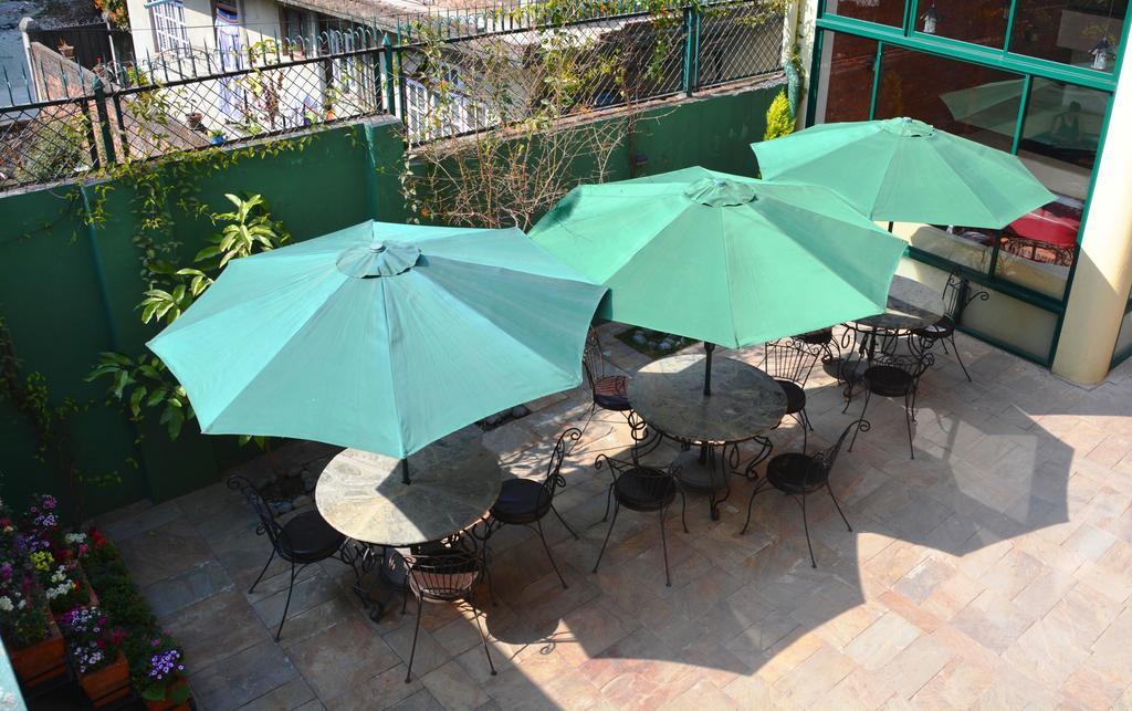 Dondrub Guest House Катманду Экстерьер фото